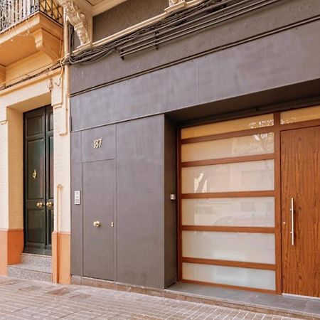 Апартаменты Loft En Badalona Centro Экстерьер фото