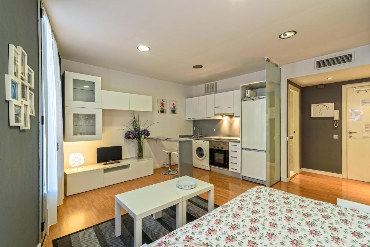 Апартаменты Loft En Badalona Centro Экстерьер фото